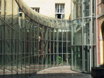 KB bank, Červená liška